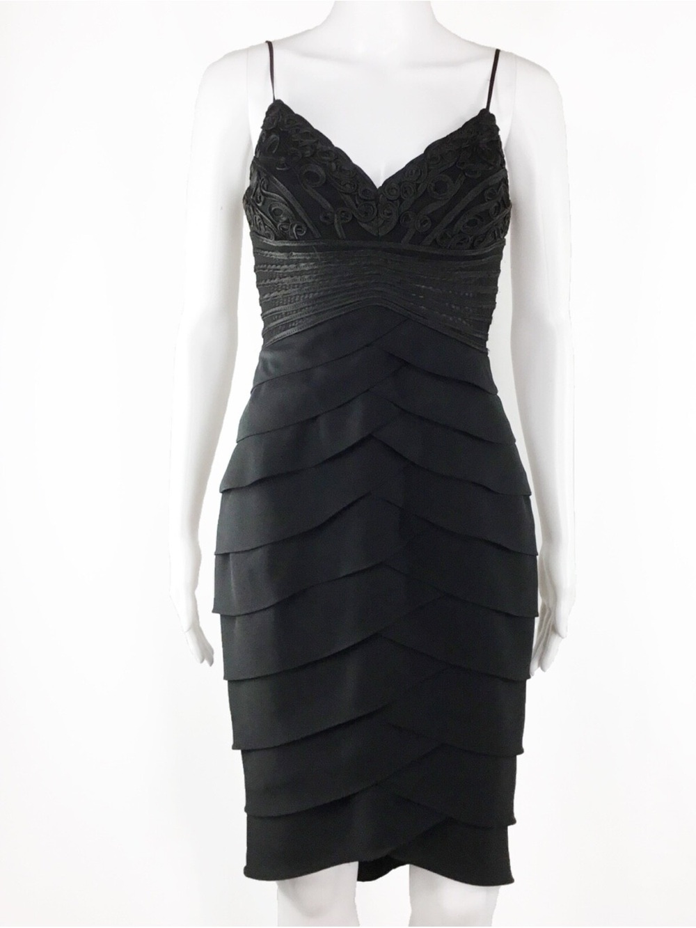 EUC CACHE’ Chiffon Embroidered Dress Black Size 8 MSRP $168